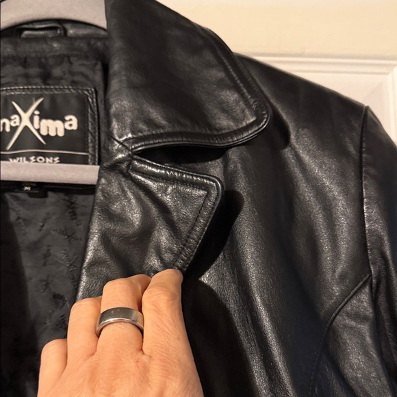 Maxima Black Leather Jacket - Picture 7 of 8